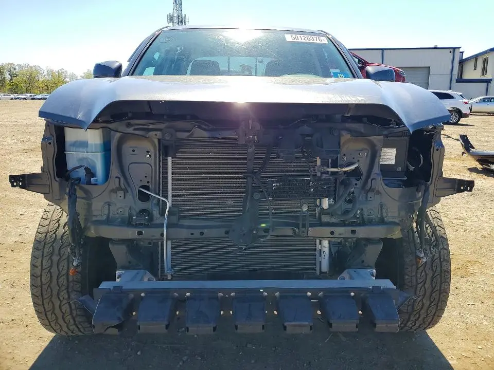 2018 TOYOTA TACOMA SR5 V6  
