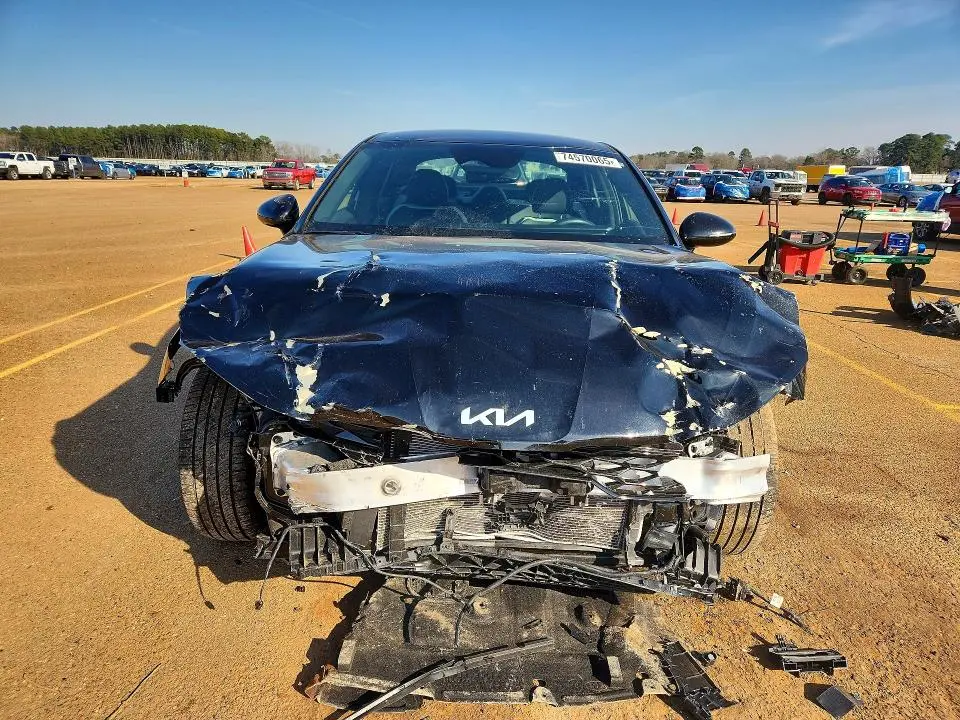 2025 KIA K5   
