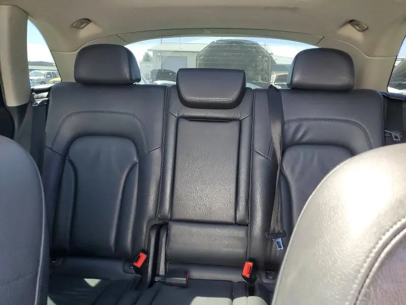 2011 AUDI Q5 PREMIUM PLUS  