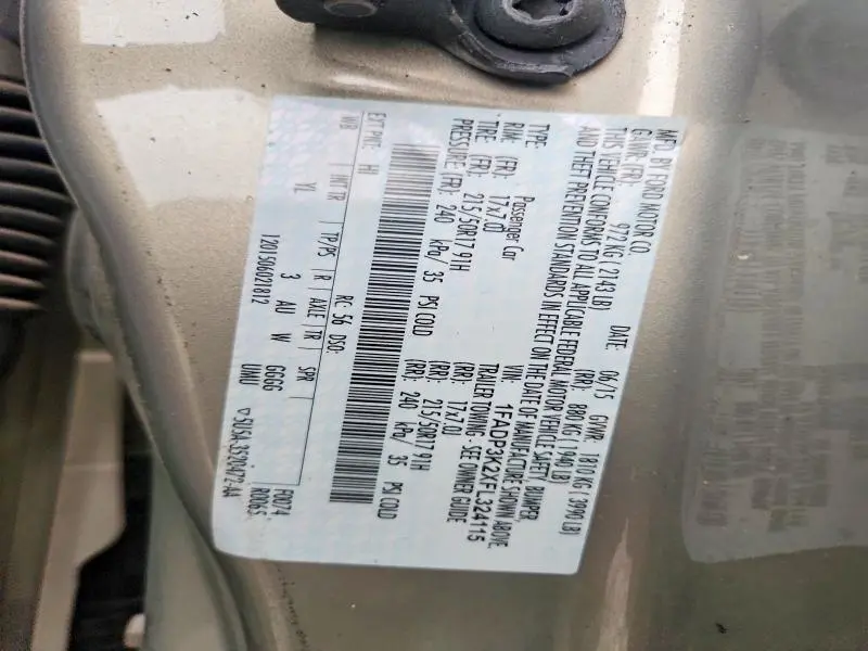 2015 FORD FOCUS SE  