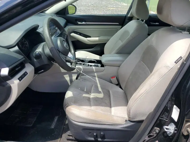2021 NISSAN ALTIMA SV  