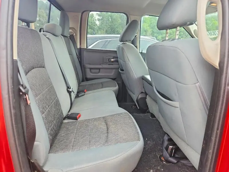 2013 RAM 1500 SLT  