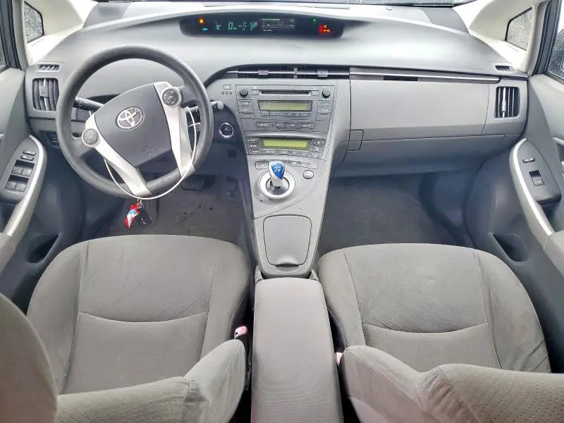 2010 TOYOTA PRIUS II  