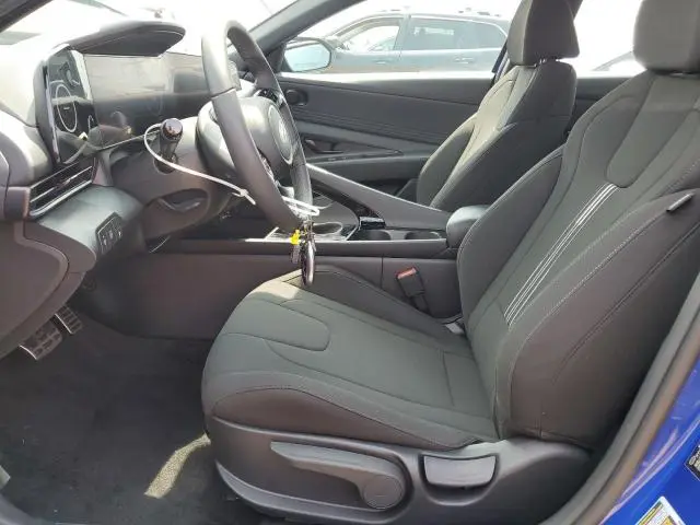 2025 HYUNDAI ELANTRA BLUE  