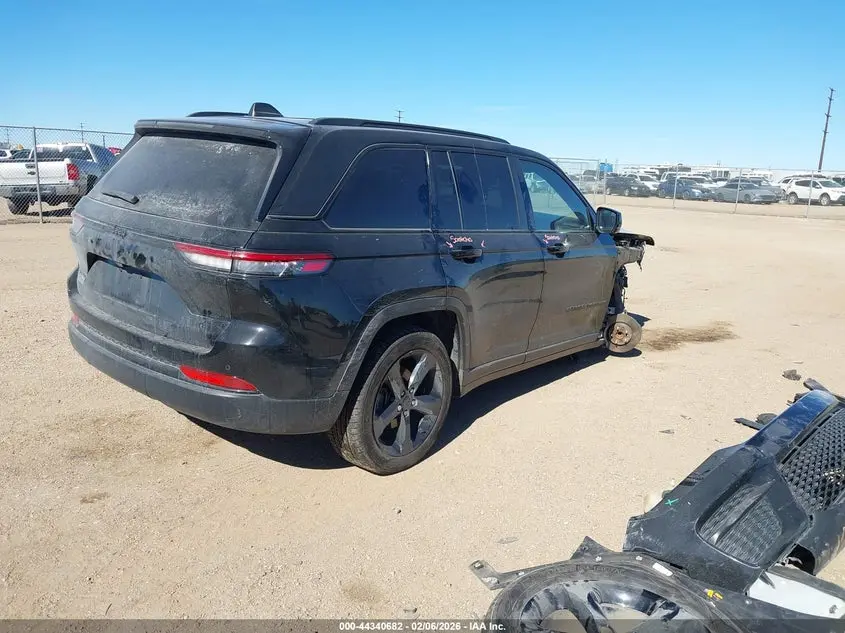 2023 JEEP GRAND CHEROKEE ALTITUDE 4X2