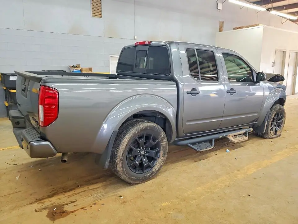 2020 NISSAN FRONTIER SV  