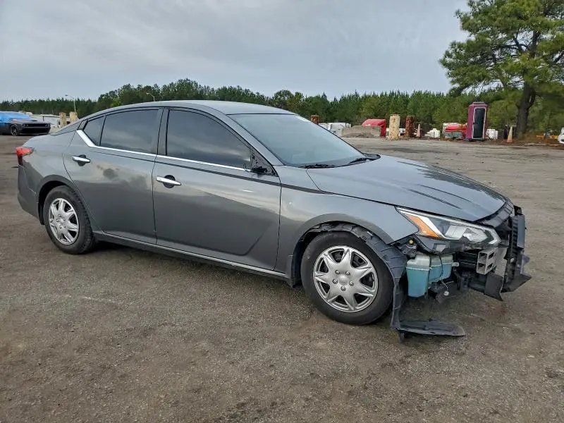 2020 NISSAN ALTIMA S  