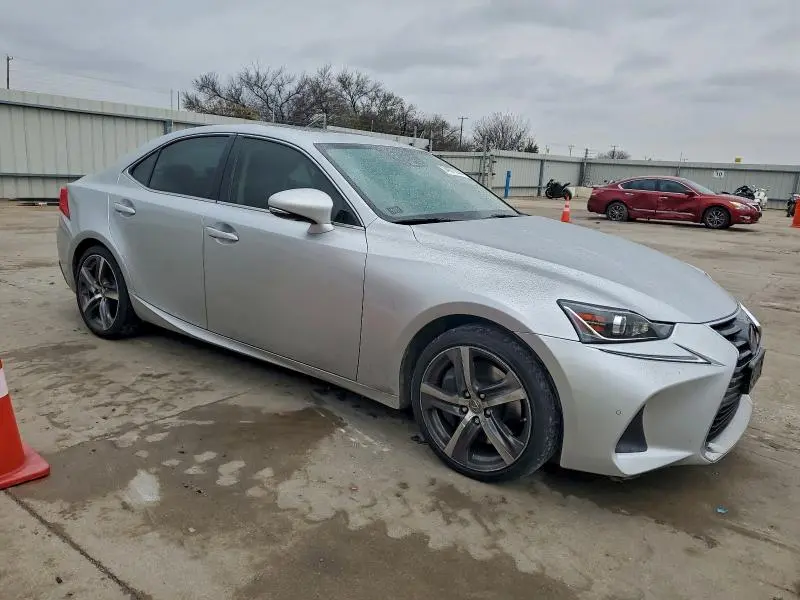 2017 LEXUS IS 200T  