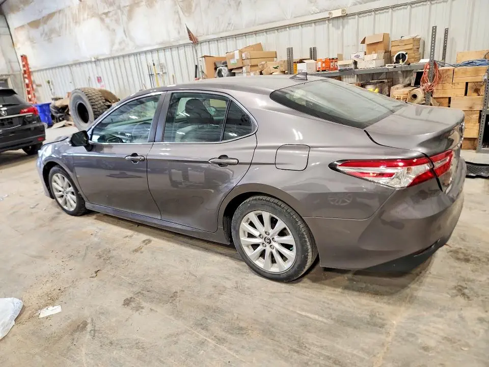2019 TOYOTA CAMRY LE  