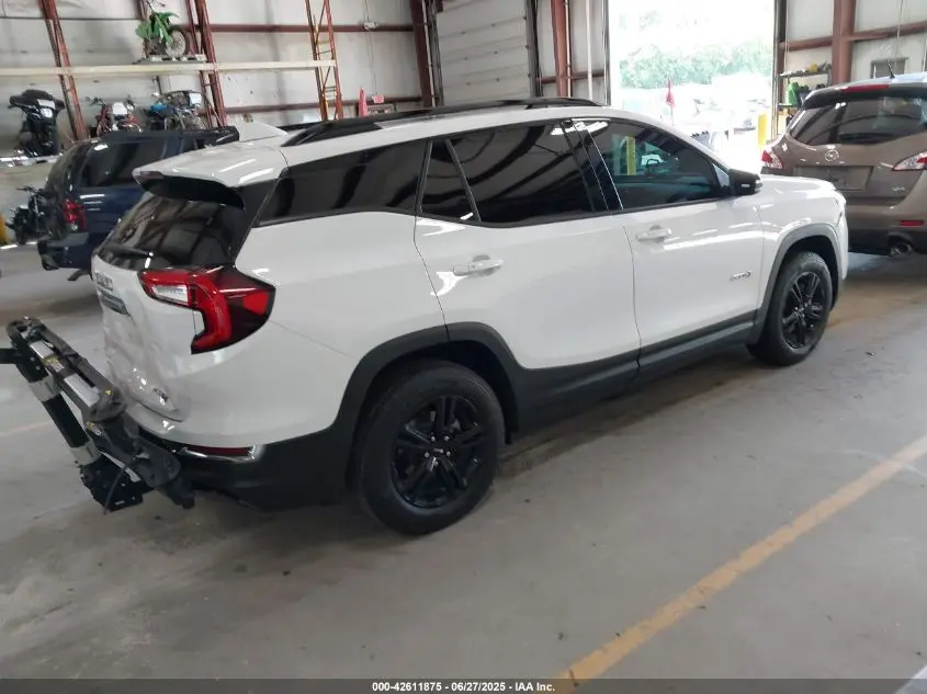 2022 GMC TERRAIN AWD AT4