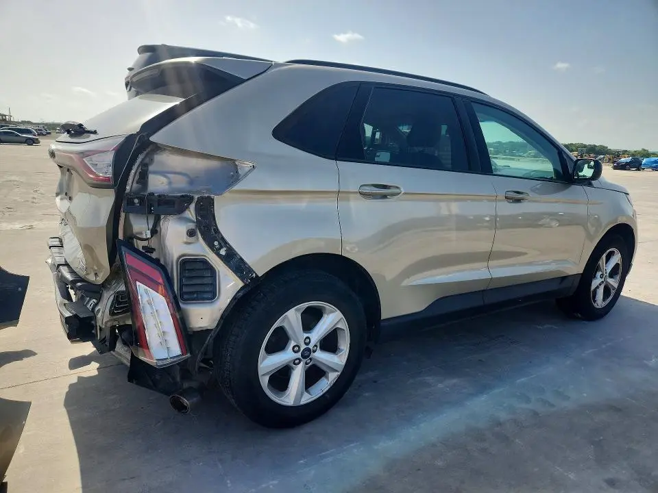 2017 FORD EDGE SE  