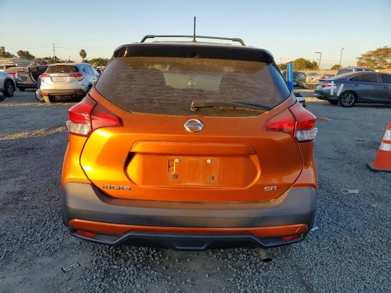 2019 NISSAN KICKS S  