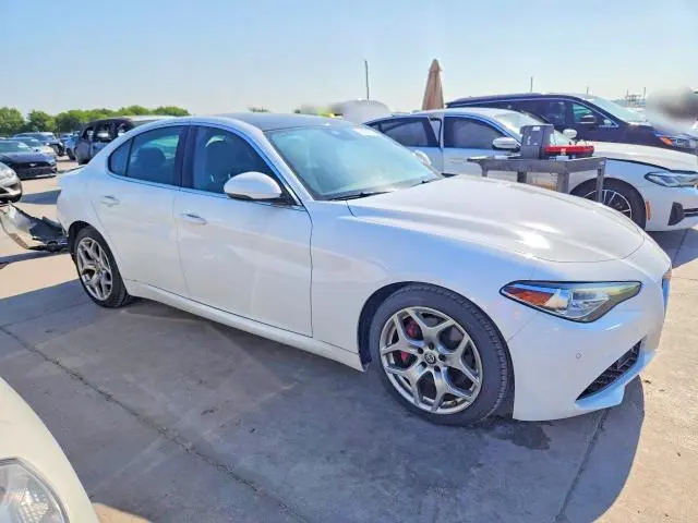 2021 ALFA ROMEO GIULIA TI  