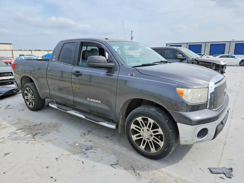 2013 TOYOTA TUNDRA GRADE  