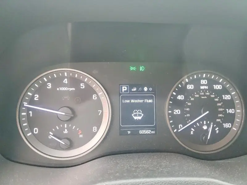 2016 HYUNDAI TUCSON SE  