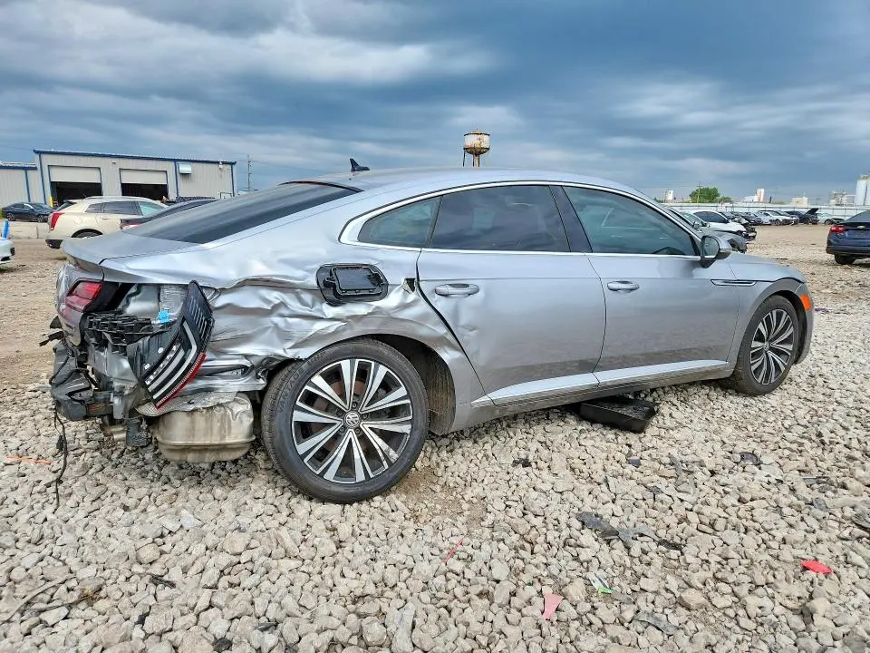 2019 VOLKSWAGEN ARTEON SE  