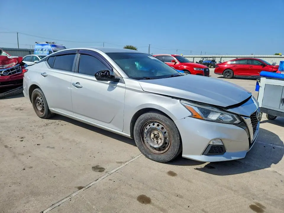 2020 NISSAN ALTIMA S  