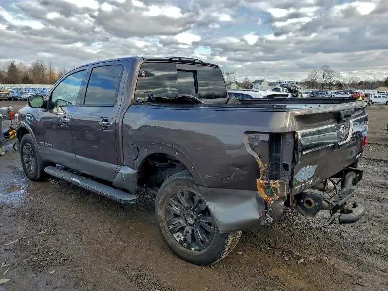 2017 NISSAN TITAN SV  
