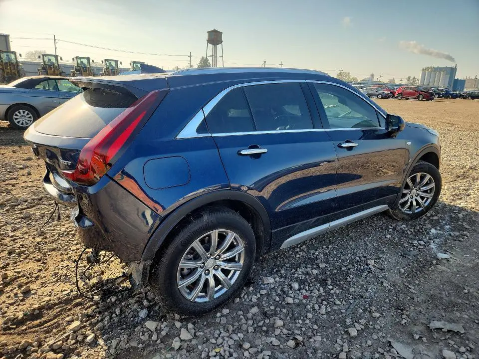 2019 CADILLAC XT4 PREMIUM LUXURY  