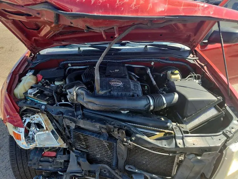 2015 NISSAN FRONTIER SV  