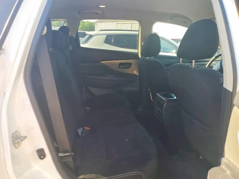2018 NISSAN MURANO SV  