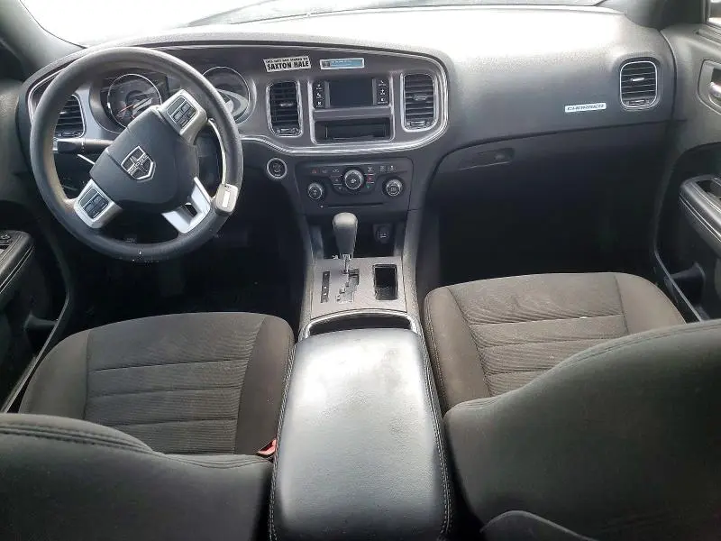 2013 DODGE CHARGER SE  