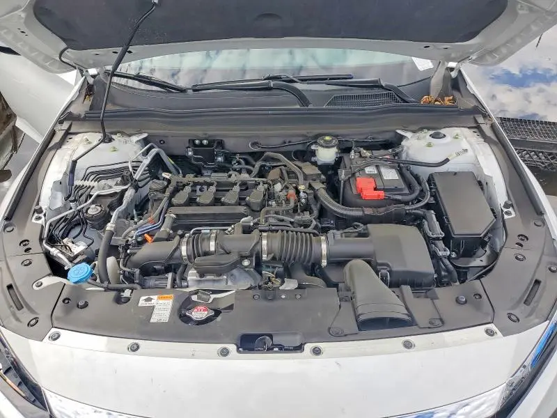 2022 HONDA ACCORD LX  