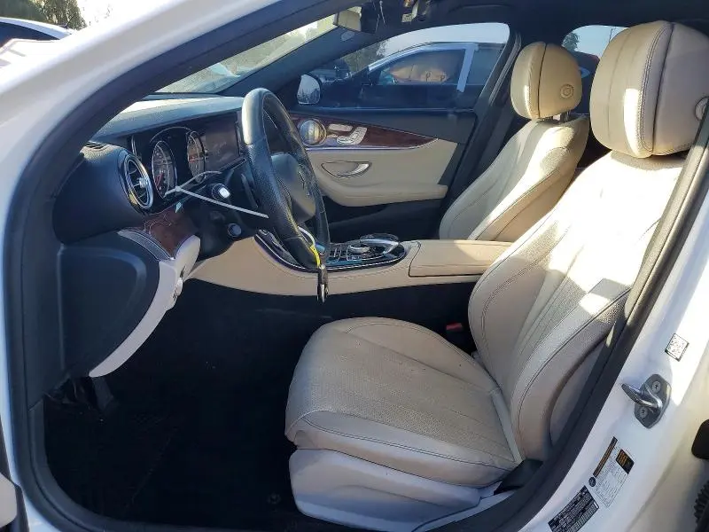 2017 MERCEDES-BENZ E 300  