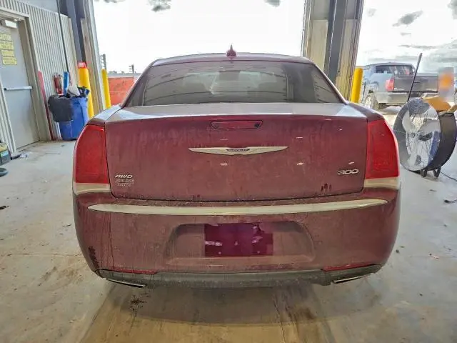 2019 CHRYSLER 300 LIMITED  