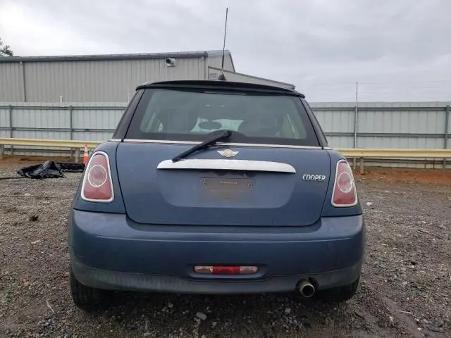 2011 MINI COOPER