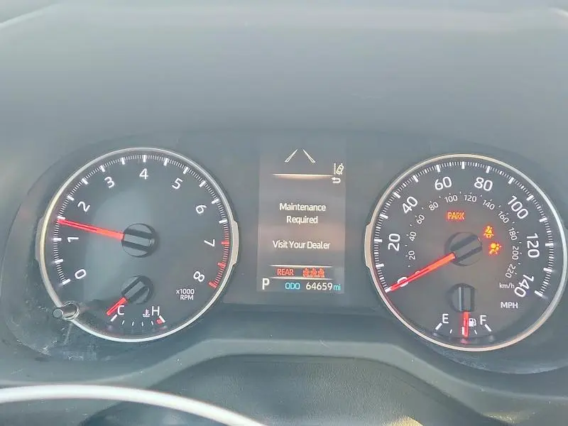 2019 TOYOTA RAV4 LE  