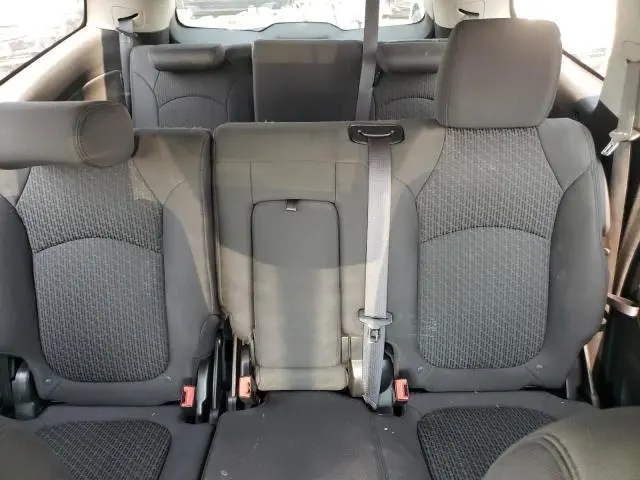 2011 CHEVROLET TRAVERSE LT  