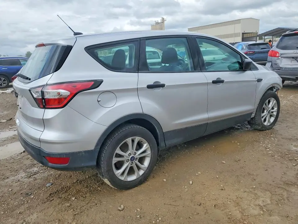 2017 FORD ESCAPE S  