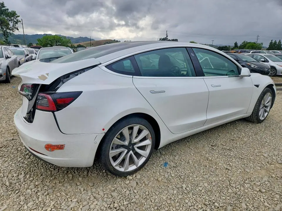 2020 TESLA MODEL 3   