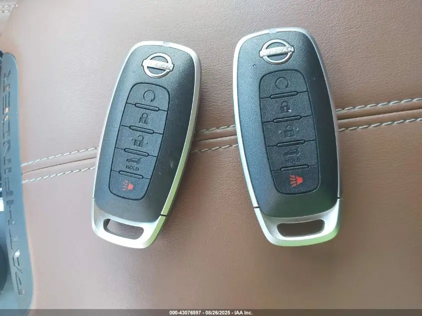 2023 NISSAN PATHFINDER PLATINUM 4WD