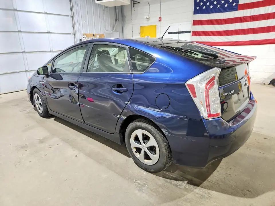 2015 TOYOTA PRIUS TWO  