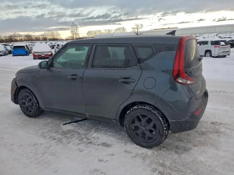 2021 KIA SOUL LX  