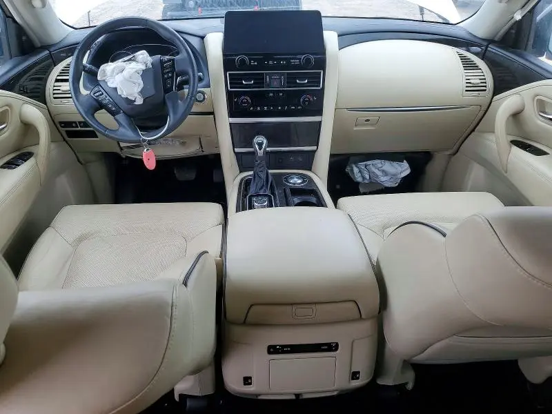 2022 INFINITI QX80 LUXE  