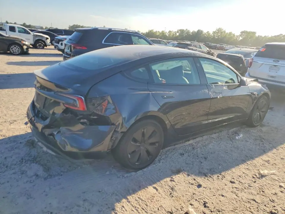 2024 TESLA MODEL 3   