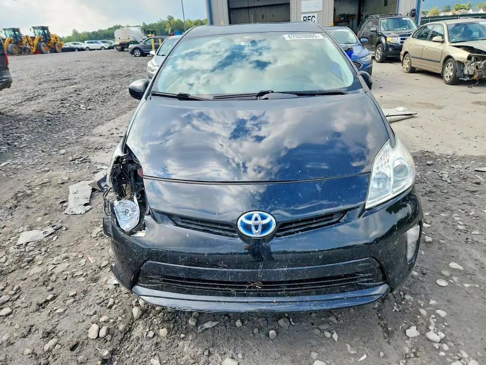 2015 TOYOTA PRIUS FOUR  