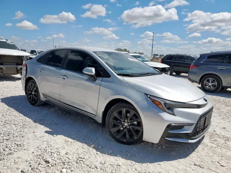 2025 TOYOTA COROLLA SE  