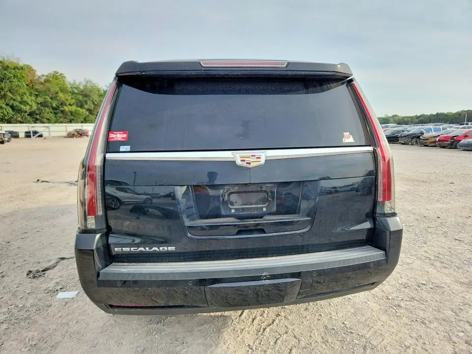 2017 CADILLAC ESCALADE   