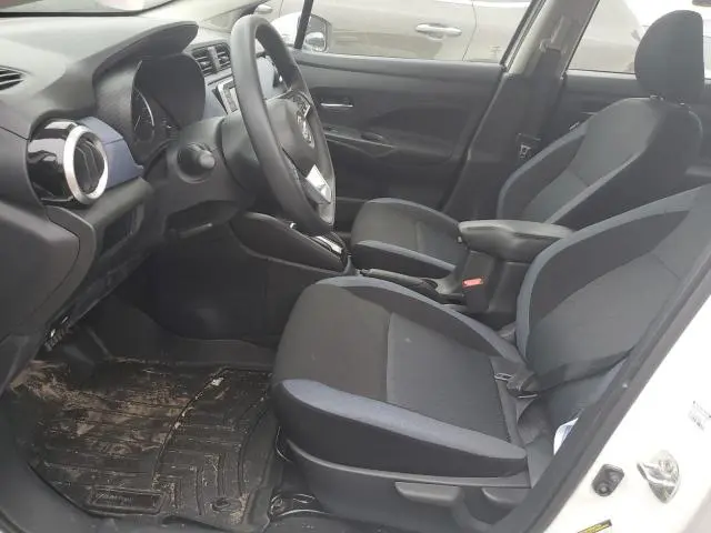 2024 NISSAN VERSA SV  