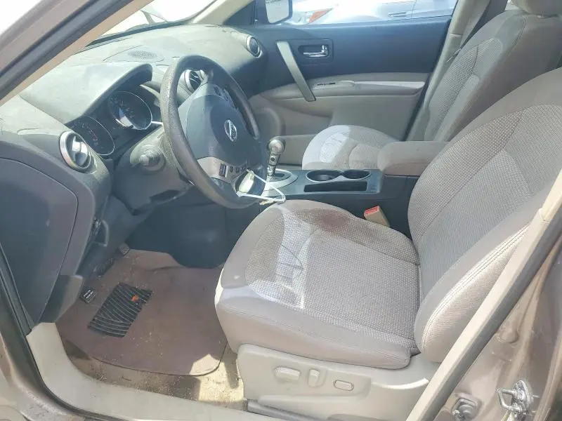 2011 NISSAN ROGUE S  