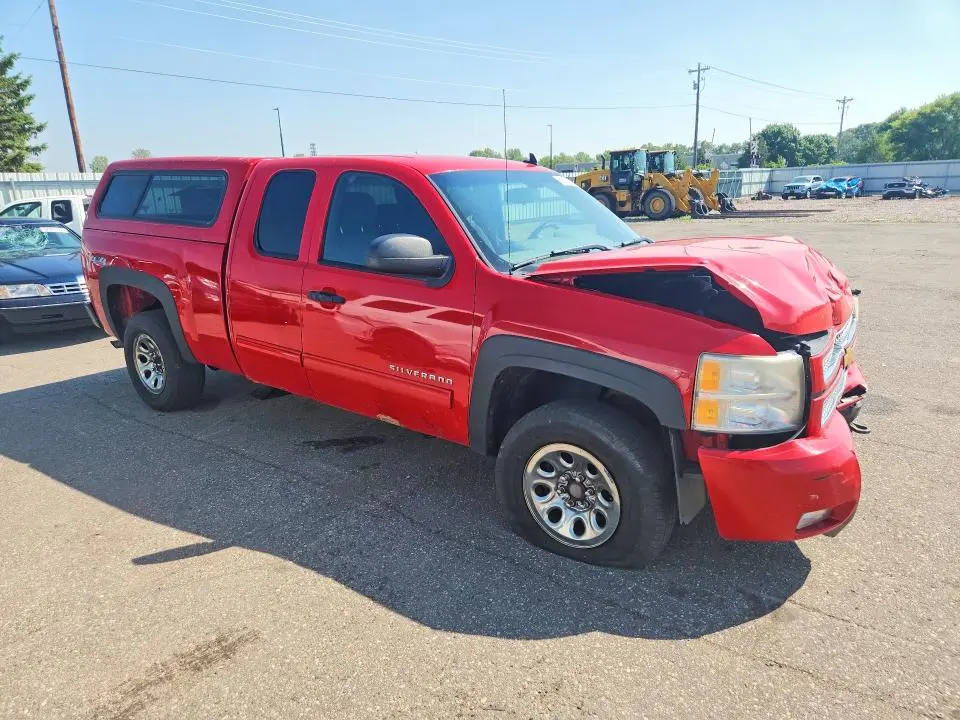 2011 CHEVROLET SILVERADO K1500 LS  