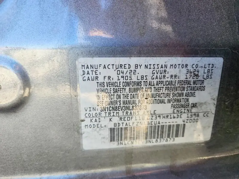 2022 NISSAN VERSA SV  