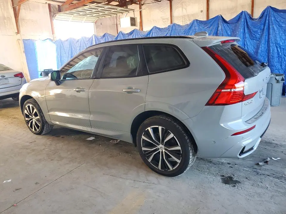 2025 VOLVO XC60 PLUS  
