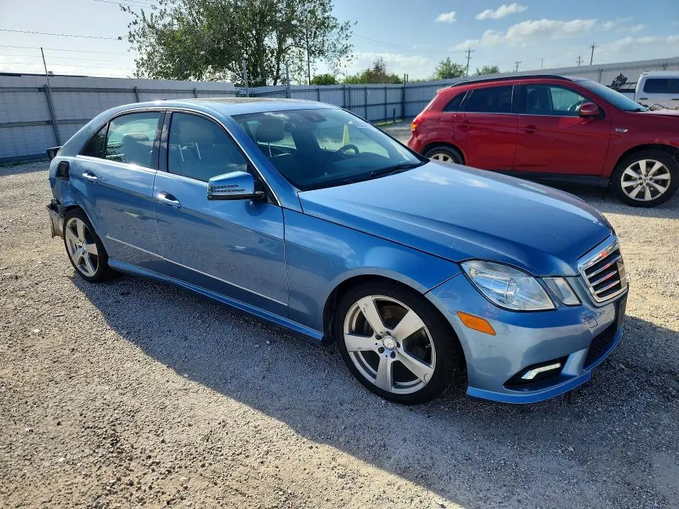 2011 MERCEDES-BENZ E 350  