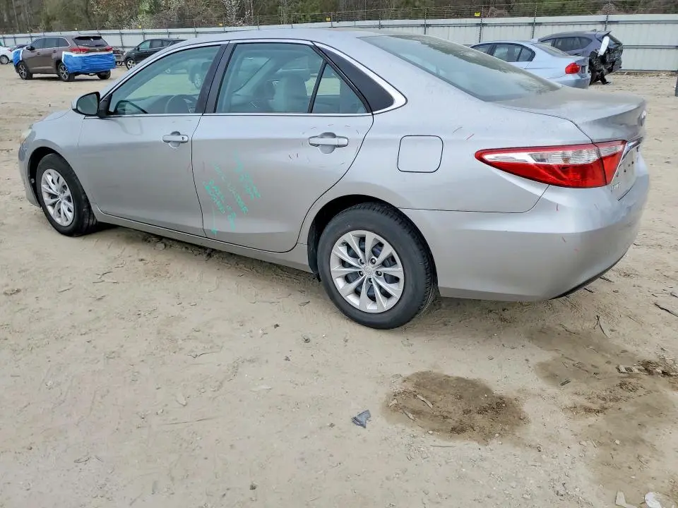 2017 TOYOTA CAMRY LE  