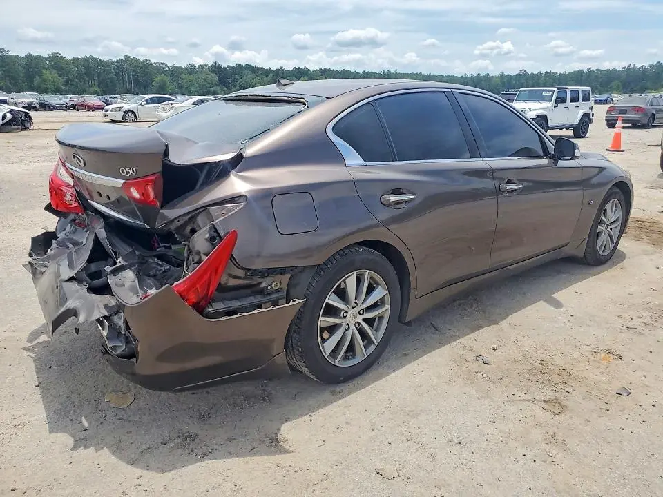 2015 INFINITI Q50 PREMIUM  